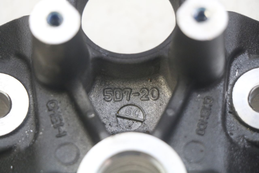 photo de UPPER TRIPLE CLAMP YAMAHA MT ABS 125 (2014 - 2018) - Alternative perspective