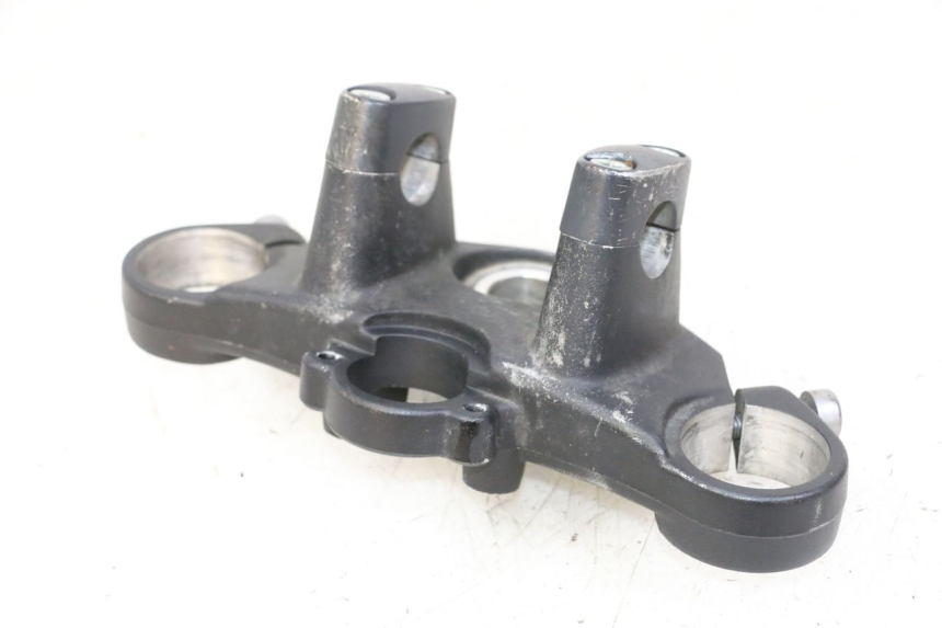 photo de UPPER FORK YOKE HONDA NTV DEAUVILLE 650 (2001 - 2006) - Surface and material condition