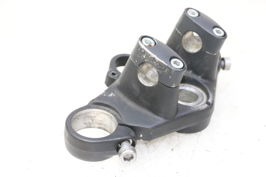 photo de UPPER FORK YOKE HONDA NTV DEAUVILLE 650 (2001 - 2006) - Checked used part