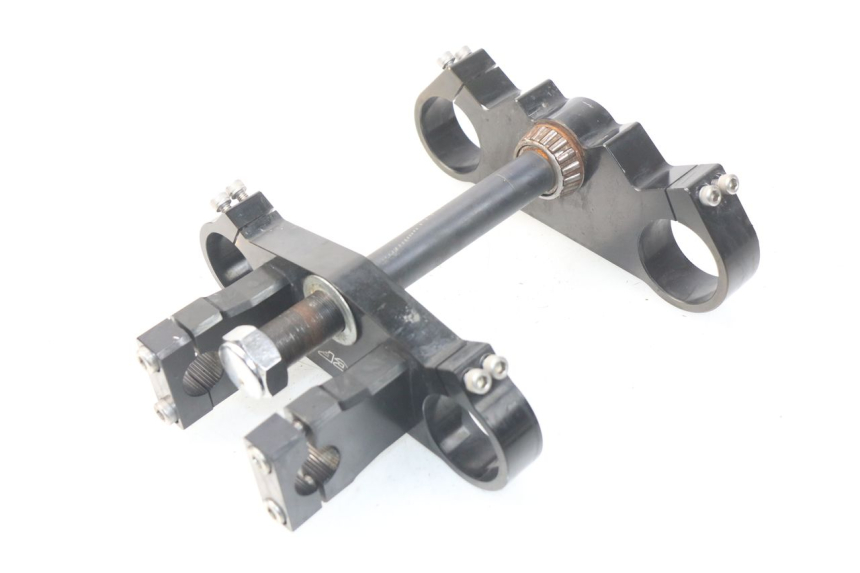 photo de UPPER FORK YOKE YCF R-START 125 - Fixing points details