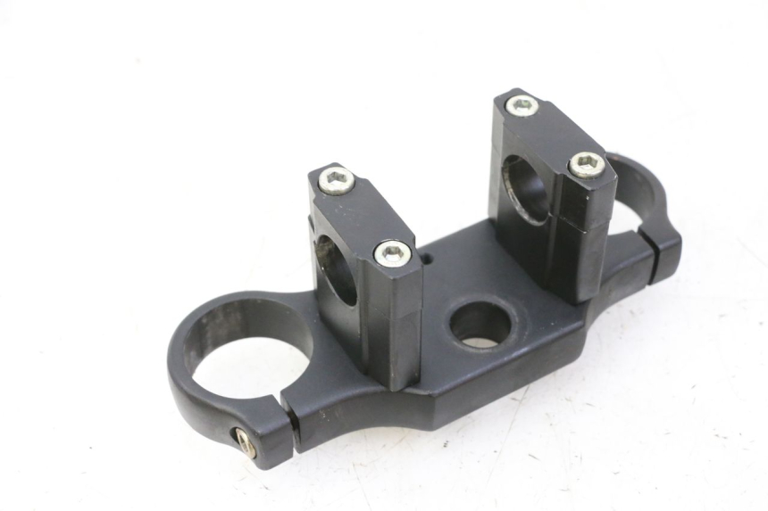 photo de UPPER FORK YOKE APOLLO RFZ 150 - Technical close-up