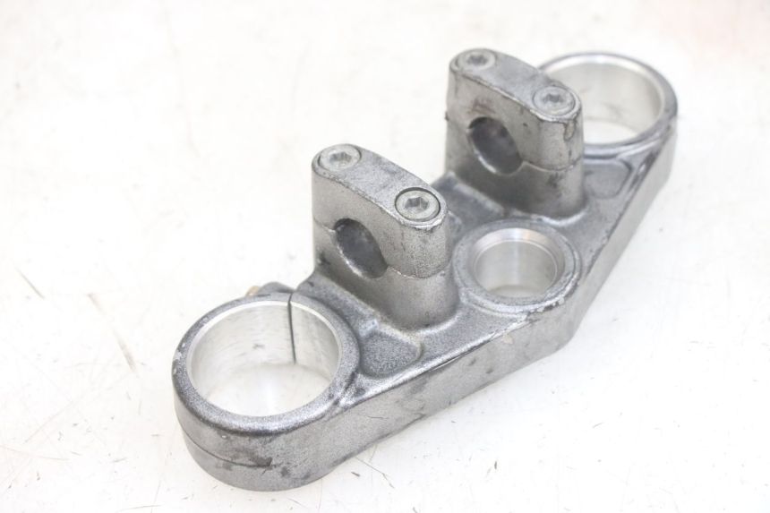 photo de UPPER TRIPLE CLAMP GILERA RK 50 (1996 - 1999) - Component detail