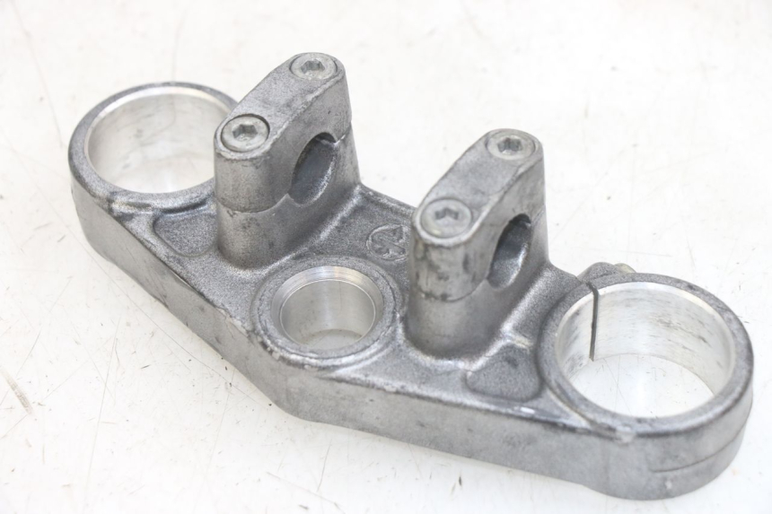 photo de UPPER TRIPLE CLAMP GILERA RK 50 (1996 - 1999) - Fixing points details