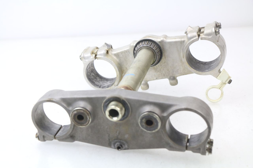 photo de UPPER FORK YOKE SUZUKI RM-Z RMZ 250 (2010 - 2016) - Fixing points details