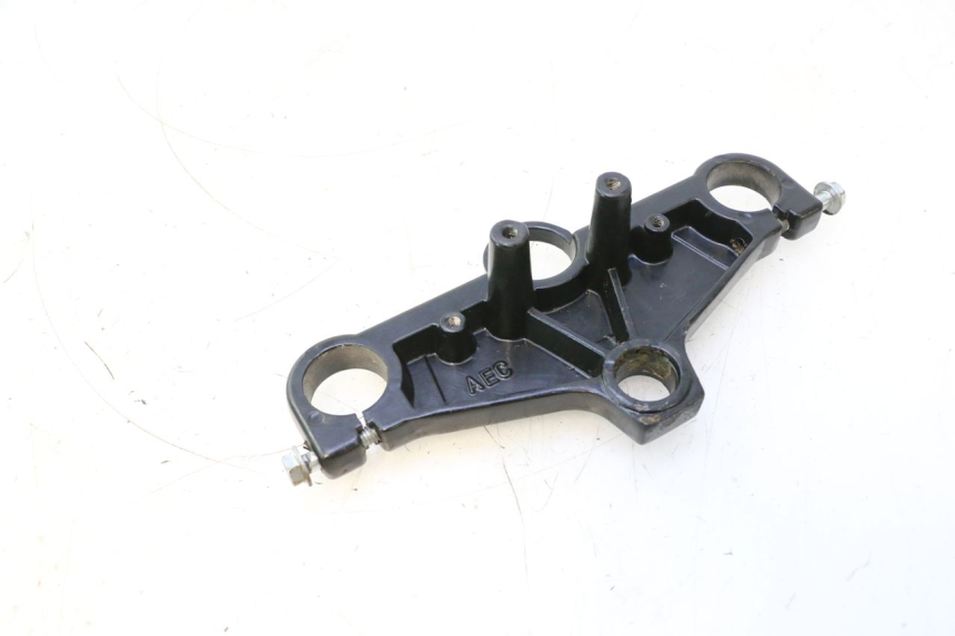 photo de UPPER FORK YOKE YAMASAKI ROADSTER 50 (2013 - 2018) - Zoom on usage condition