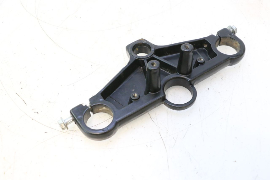 photo de UPPER FORK YOKE YAMASAKI ROADSTER 50 (2013 - 2018) - Technical close-up