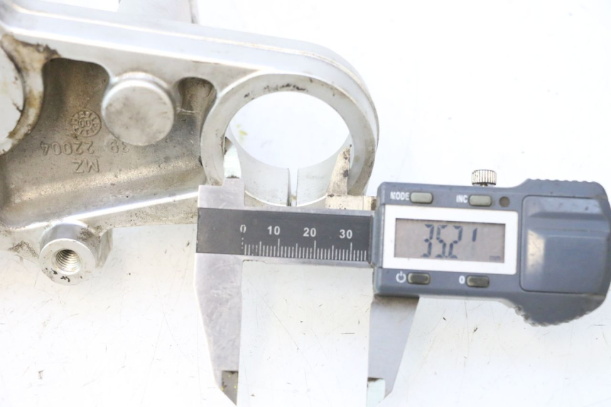 photo de UPPER FORK YOKE MZ RT 125 (2000 - 2008) - Product overview