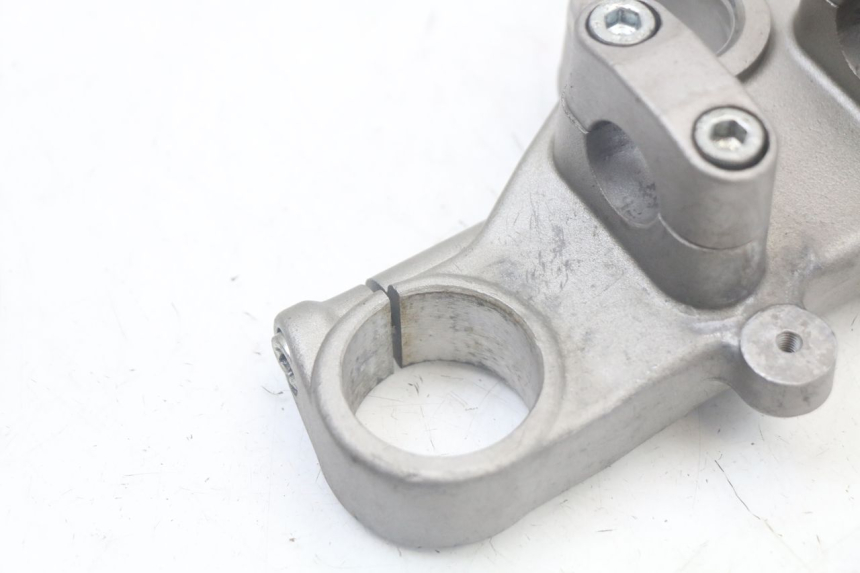 photo de UPPER FORK YOKE SHERCO SM-R 50 (2013 - 2017) - Technical close-up