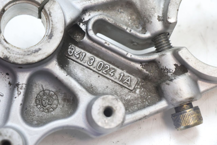 photo de UPPER FORK YOKE DUCATI SS IE DS CARENEE 1000 (2002 - 2006) - Technical close-up
