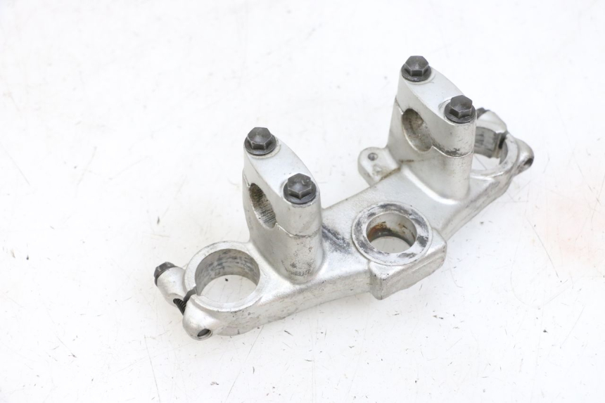 photo de UPPER FORK YOKE YAMAHA TTR 125 (2000 - 2020) - Surface and material condition