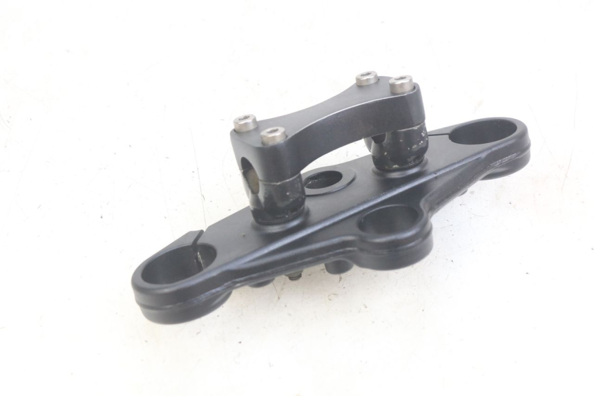 photo de UPPER TRIPLE CLAMP MOTRAC URBAN 4T 50 (2016 - 2024) - Alternative perspective