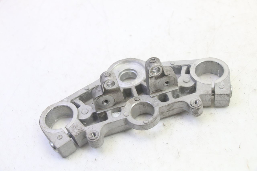 photo de UPPER TRIPLE CLAMP DAELIM VJ ROADWIN FI 125 (2008 - 2017) - Product overview