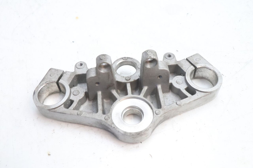 photo de UPPER FORK YOKE DAELIM VJ ROADWIN 125 (2004 - 2007) - Alternative perspective
