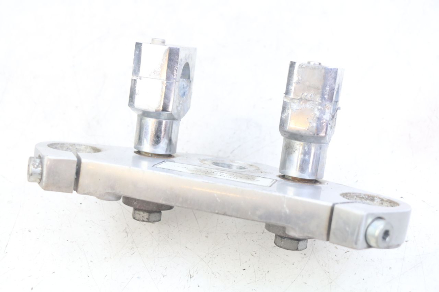 photo de UPPER TRIPLE CLAMP DAELIM VL DAYSTAR 125 (2000 - 2011) - Markings and original references