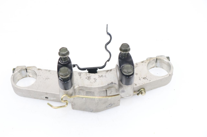 photo de UPPER FORK YOKE KYMCO XCITING 500 (2007 - 2010) - Alternative perspective