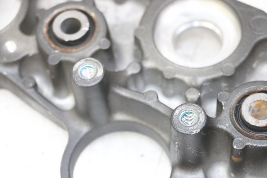 photo de UPPER FORK YOKE YAMAHA XJ6 ABS 600 (2008 - 2016) - Surface and material condition