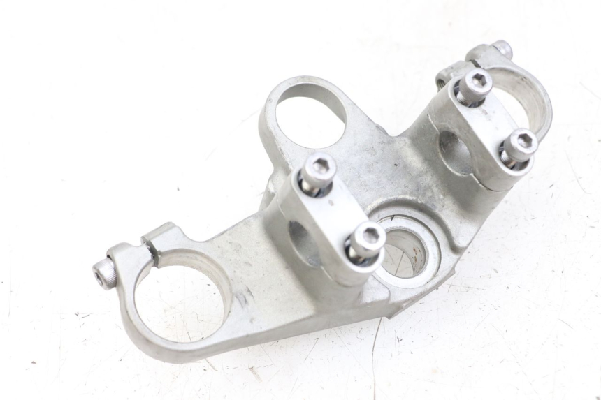 photo de UPPER FORK YOKE YAMAHA XJS DIVERSION 600 (1997 - 1999) - Technical close-up