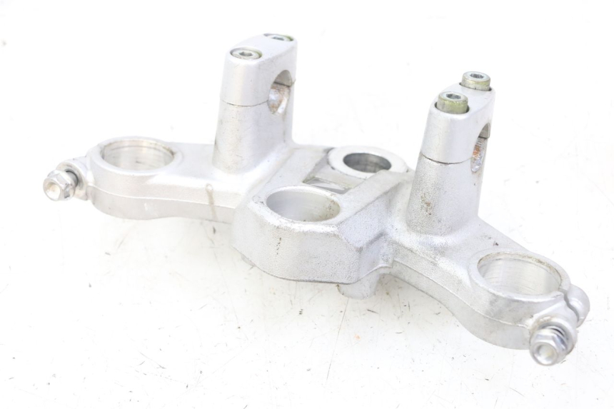 photo de UPPER FORK YOKE HONDA XLV VARADERO 125 (2000 - 2006) - Fixing points details