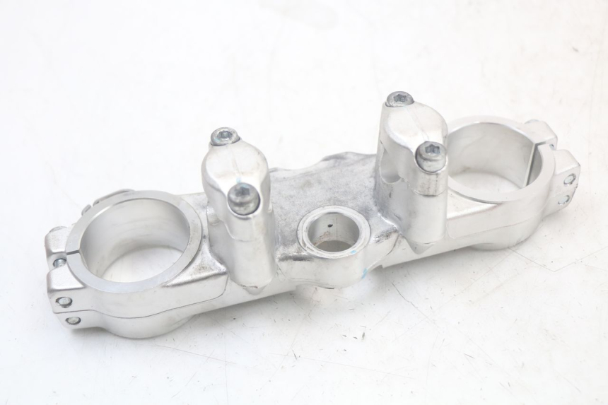 photo de UPPER TRIPLE CLAMP FANTIC XM PERFORMANCE 2T 50 (2021 - 2022) - Surface and material condition