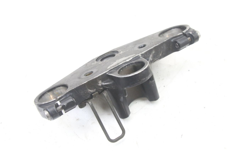 photo de UPPER FORK YOKE YAMAHA FZS FAZER 600 (2001 - 2003) - Alternative perspective
