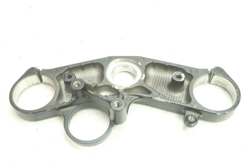 photo de UPPER FORK YOKE YAMAHA YZF R6 600 (2008 - 2009) - Surface and material condition