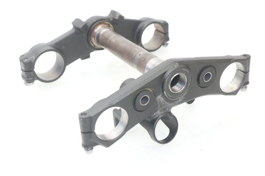 photo de UPPER FORK YOKE KAWASAKI Z ABS 750 (2007 - 2013) - Zoom on usage condition