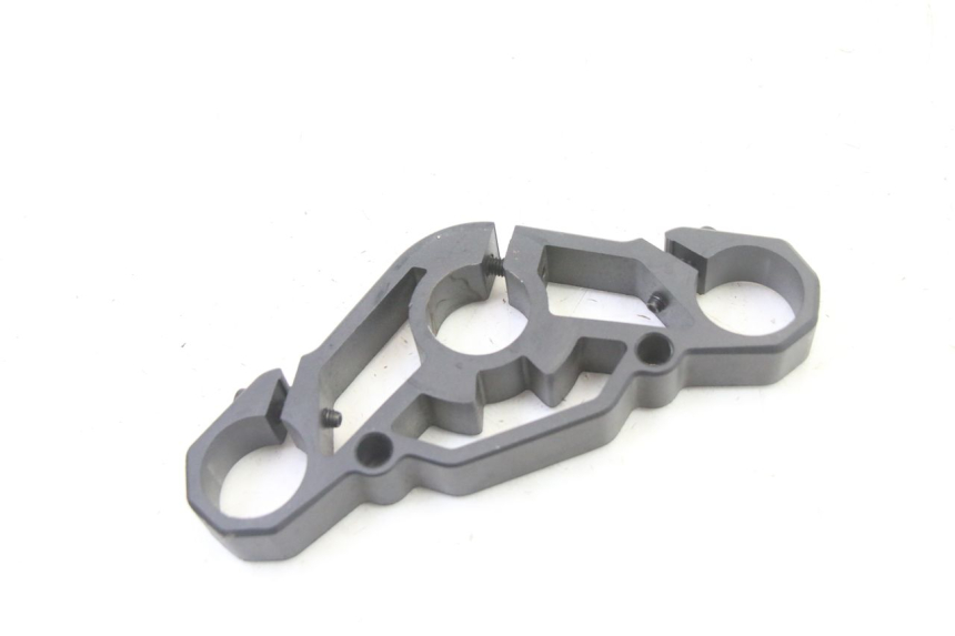 photo de UPPER FORK YOKE SEGWAY NINEBOT ZT3 PRO 1 - Component detail
