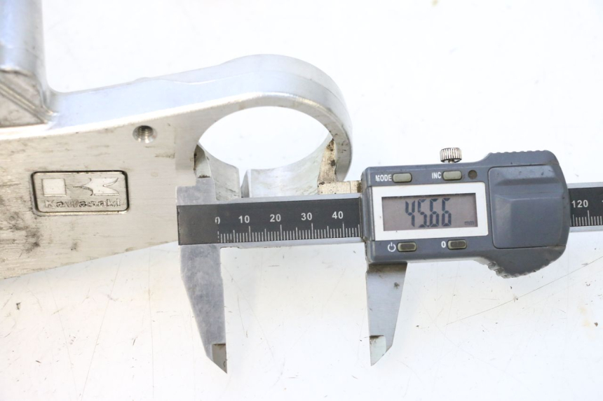 photo de UPPER FORK YOKE KAWASAKI ZX-6R ZX6R 600 (2000 - 2002) - Component detail