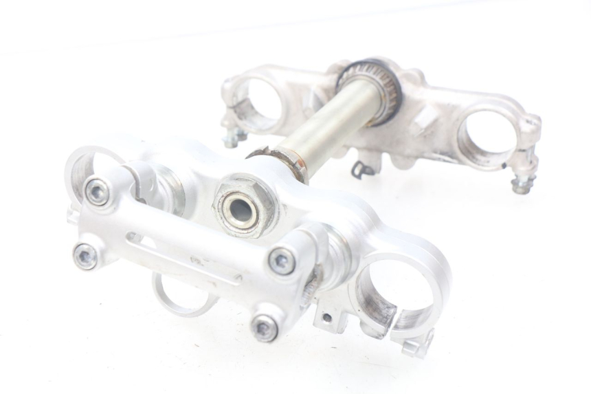 photo de FORK HEAD SUZUKI XF FREEWIND 650 (1997 - 2003) - Main view