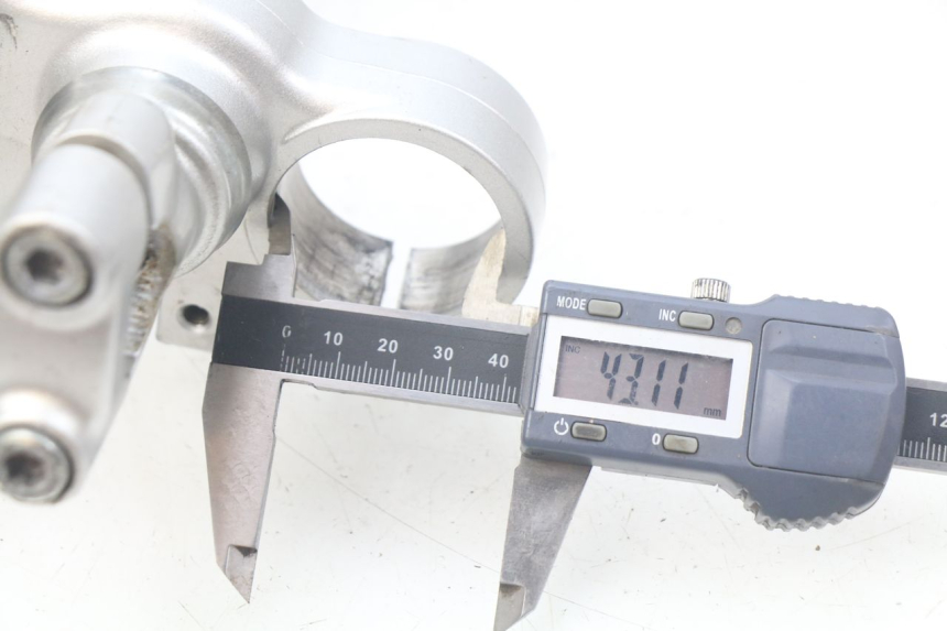 photo de FORK HEAD SUZUKI XF FREEWIND 650 (1997 - 2003) - Alternative perspective