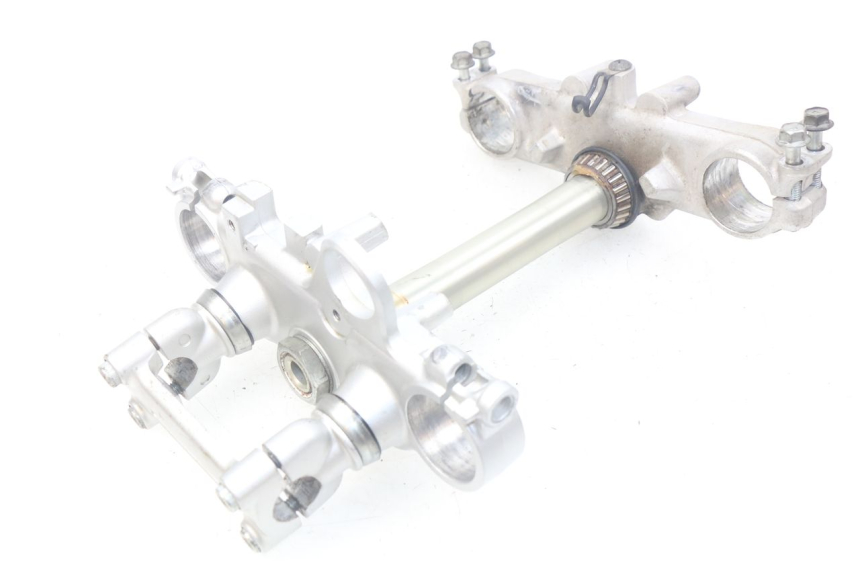 photo de FORK HEAD SUZUKI XF FREEWIND 650 (1997 - 2003) - Surface and material condition