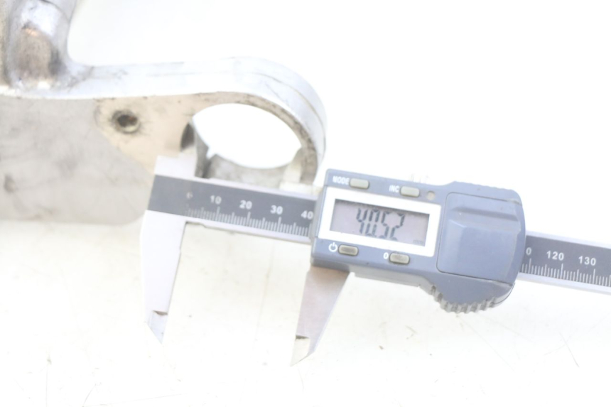 photo de FORK HEAD KAWASAKI ZX-6R ZX6R 600 (1995 - 1997) - Technical close-up