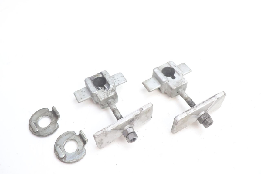 photo de CHAIN ADJUSTER HONDA CB F HORNET 600 (2005 - 2006) - Main view