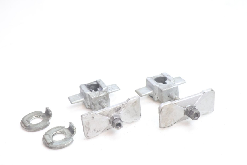 photo de CHAIN ADJUSTER HONDA CB F HORNET 600 (2005 - 2006) - Component detail