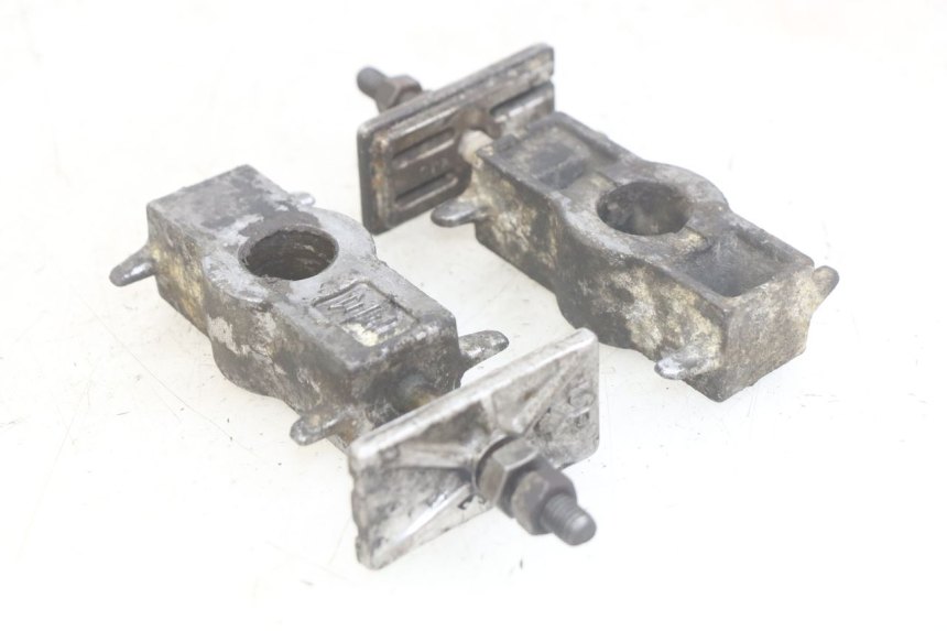 photo de CHAIN TENSIONER HONDA CBR F SC25 1000 (1989 - 1992) - Main view