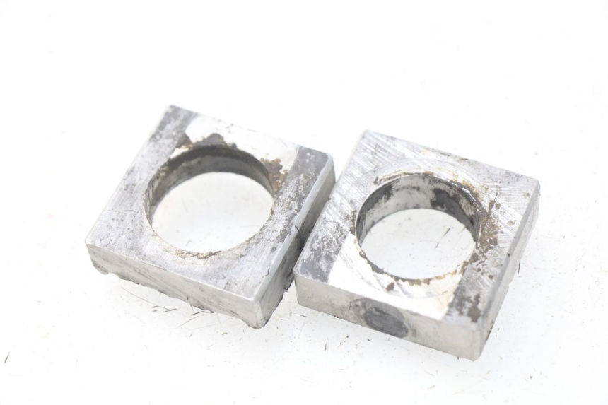 photo de CHAIN ADJUSTER HONDA CRF CR-F 450 (2005 - 2008) - Component detail