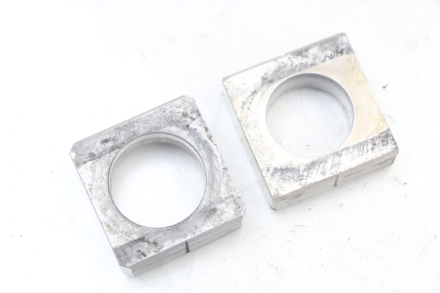 photo de CHAIN ADJUSTER HONDA CRF R 250 (2020 - 2021) - Zoom on usage condition