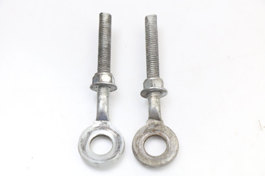 photo de CHAIN ADJUSTER CCR DIRT BIKE 125 - Zoom on usage condition