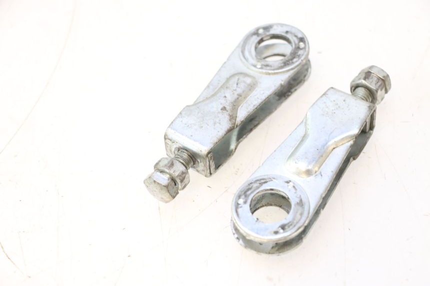 photo de CHAIN ADJUSTER MASH DIRT TRACK 50 (2018 - 2020) - Zoom on usage condition