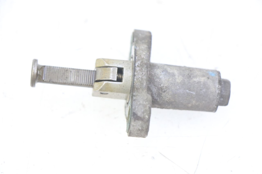 photo de TIMING CHAIN TENSIONER SUZUKI BURGMAN 125 (2007 - 2014) - Zoom on usage condition