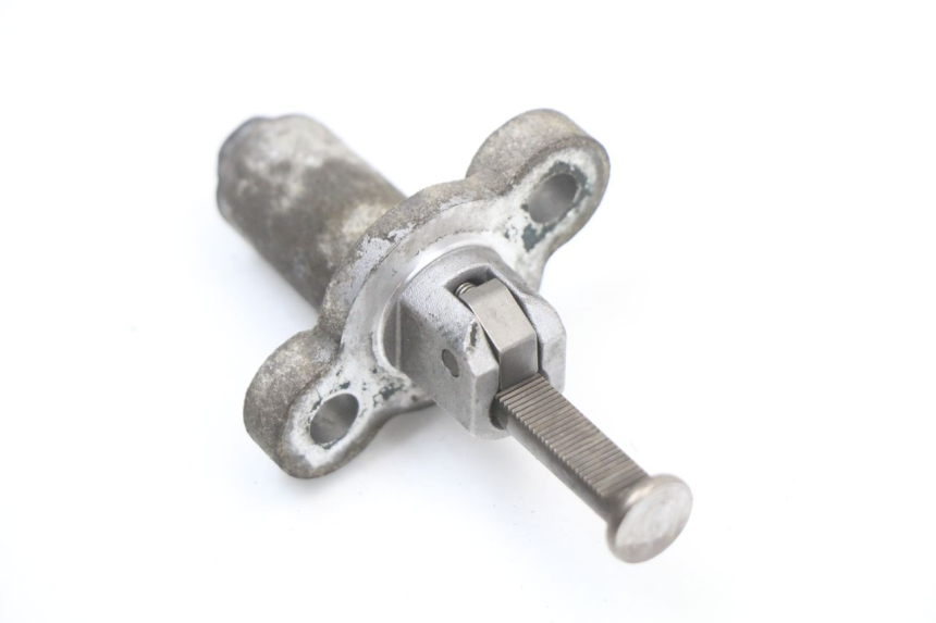 photo de TIMING CHAIN TENSIONER SUZUKI BURGMAN 125 (2007 - 2014) - Zoom on usage condition