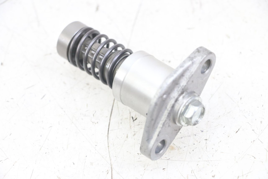 photo de TIMING CHAIN TENSIONER YAMAHA MT-07 MT07 ABS 700 (2014 - 2017) - Zoom on usage condition