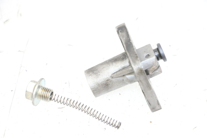 photo de CAM CHAIN TENSIONER PIAGGIO VESPA LX 150 (2005 - 2013) - Zoom on usage condition