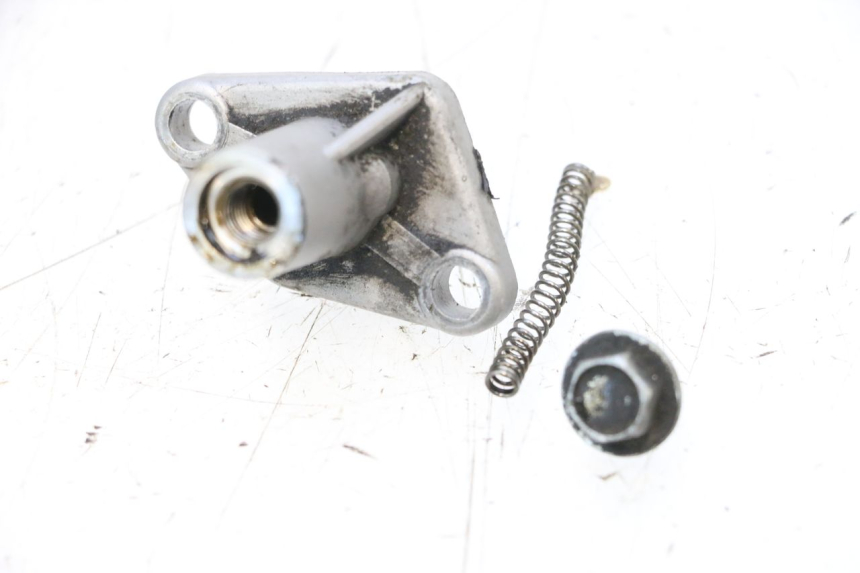 photo de CAM CHAIN TENSIONER PEUGEOT SATELIS COMPRESSOR K15 125 (2006 - 2009) - Zoom on usage condition