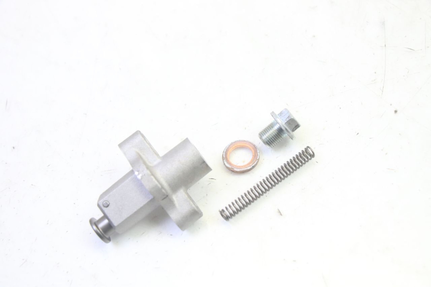 photo de CAM CHAIN TENSIONER YAMAHA TRICITY 300 (2020 - 2024) - Zoom on usage condition