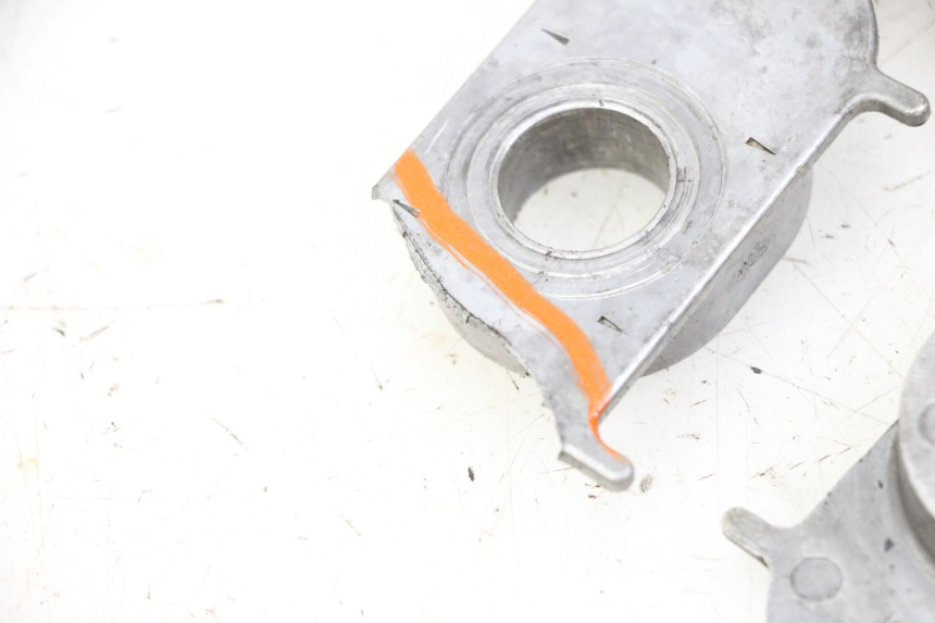 photo de CHAIN ADJUSTER YAMAHA FJ 36Y 1100 (1984 - 1985) - Technical close-up