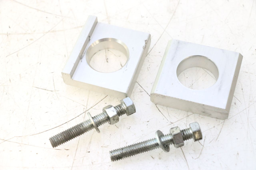photo de CHAIN ADJUSTER YAMAHA FZ8 800 (2010 - 2016) - Main view