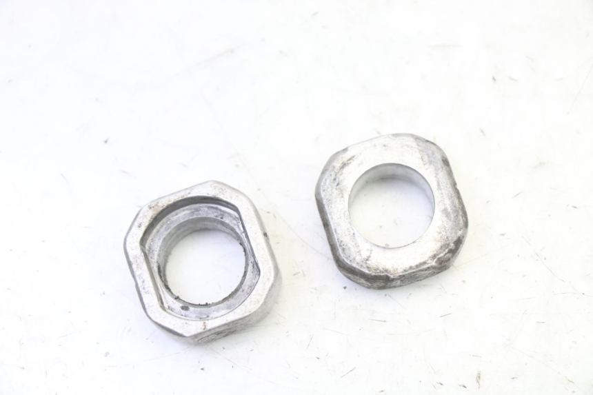 photo de CHAIN ADJUSTER BMW G310 R 310 (2016 - 2020) - Main view