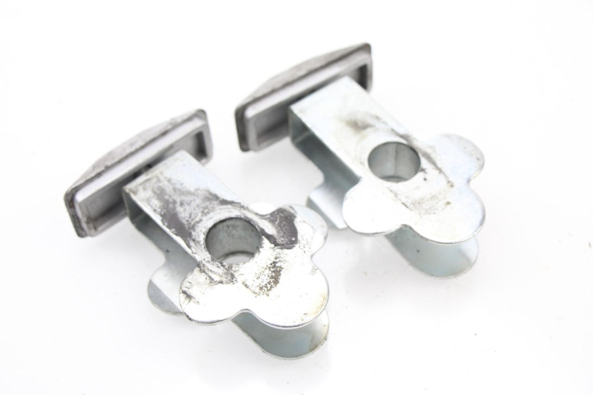 photo de CHAIN ADJUSTER SUZUKI GSF N BANDIT 600 (2000 - 2004) - Zoom on usage condition