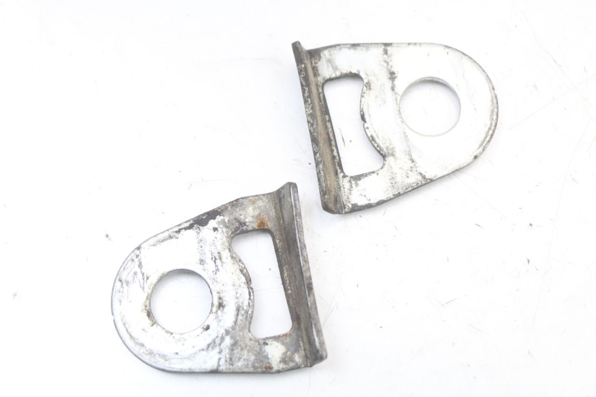 photo de CHAIN ADJUSTER HYOSUNG GTR 125 (2006 - 2008) - Alternative perspective